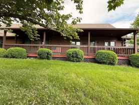 207 Lakeshore Dr - Photo 1 of 1