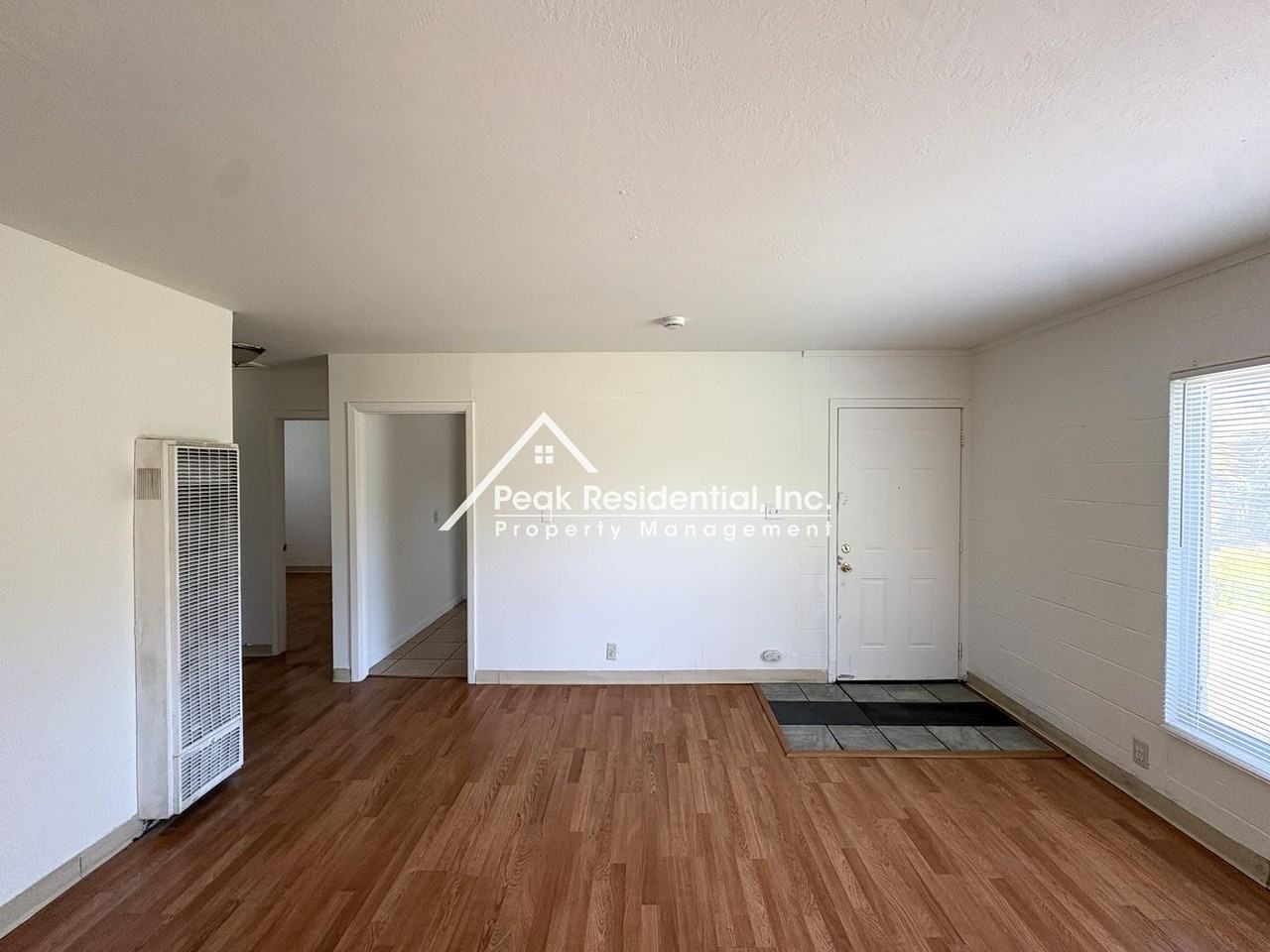 3800 45th Ave #B - Photo 6 of 18