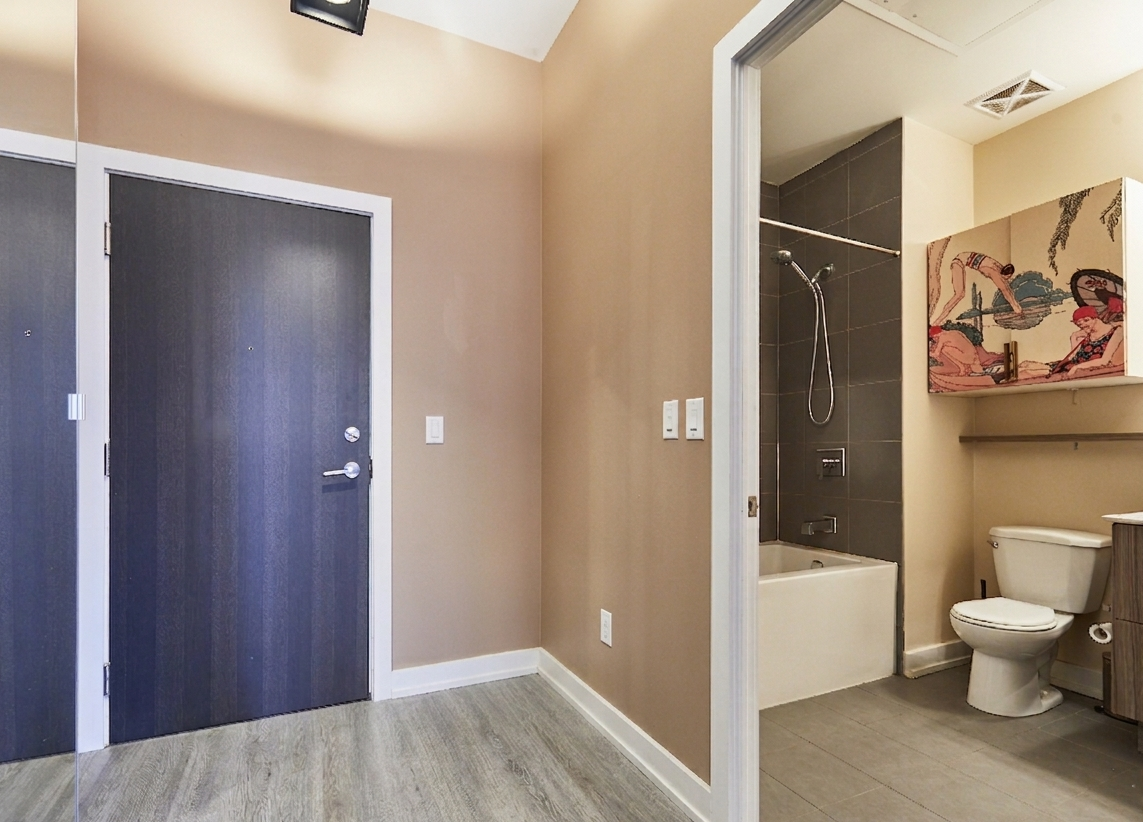 St Clair Ave W & Spadina Rd - Photo 3 of 10