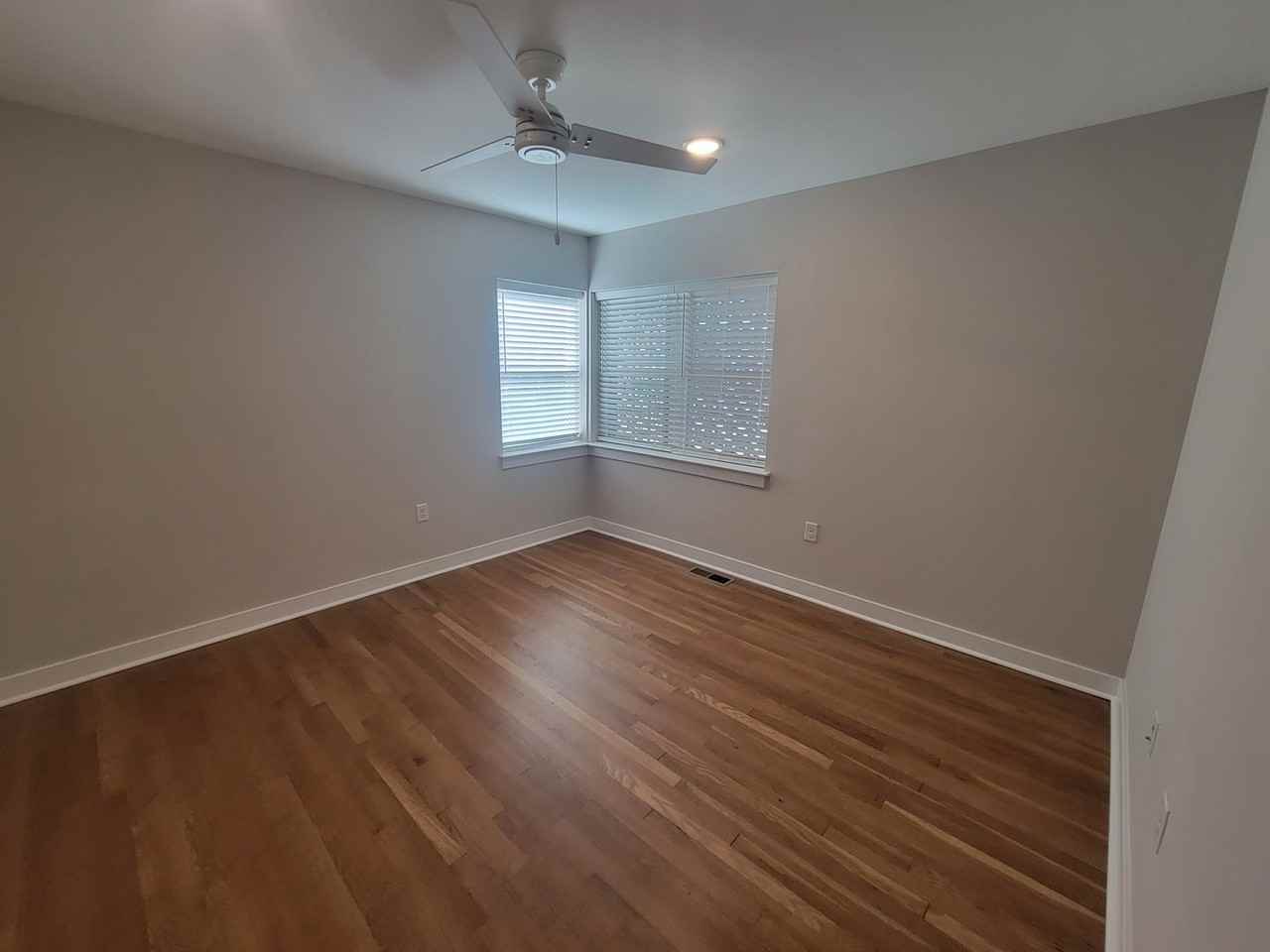 1111 N Thompson St - Photo 5 of 5