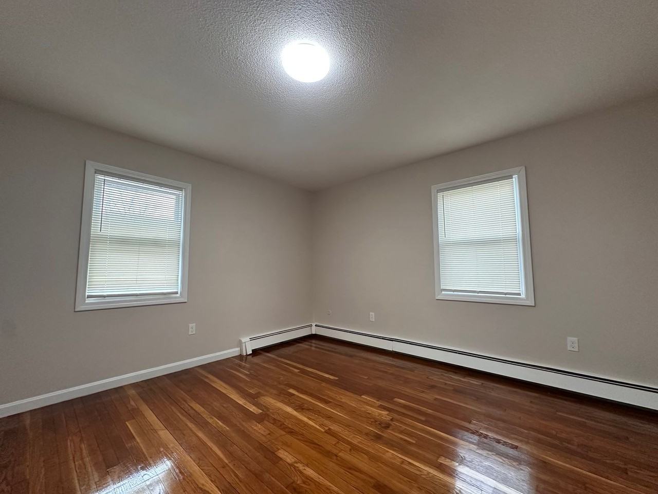 135 Prescott Street - Photo 4 of 10