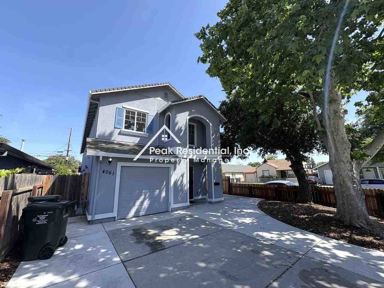 4061 32nd St - Photo 2 of 24