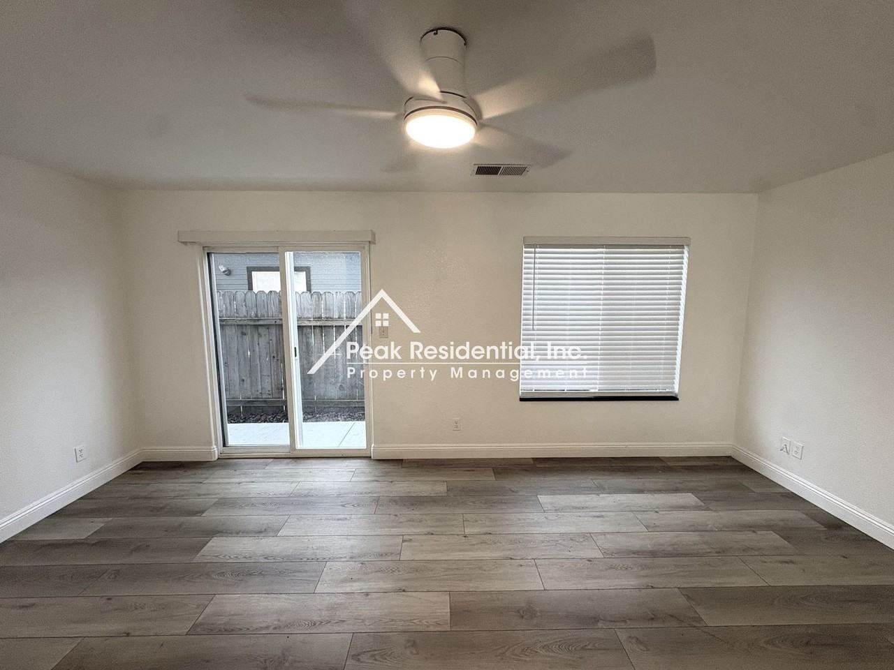 4061 32nd St - Photo 5 of 24