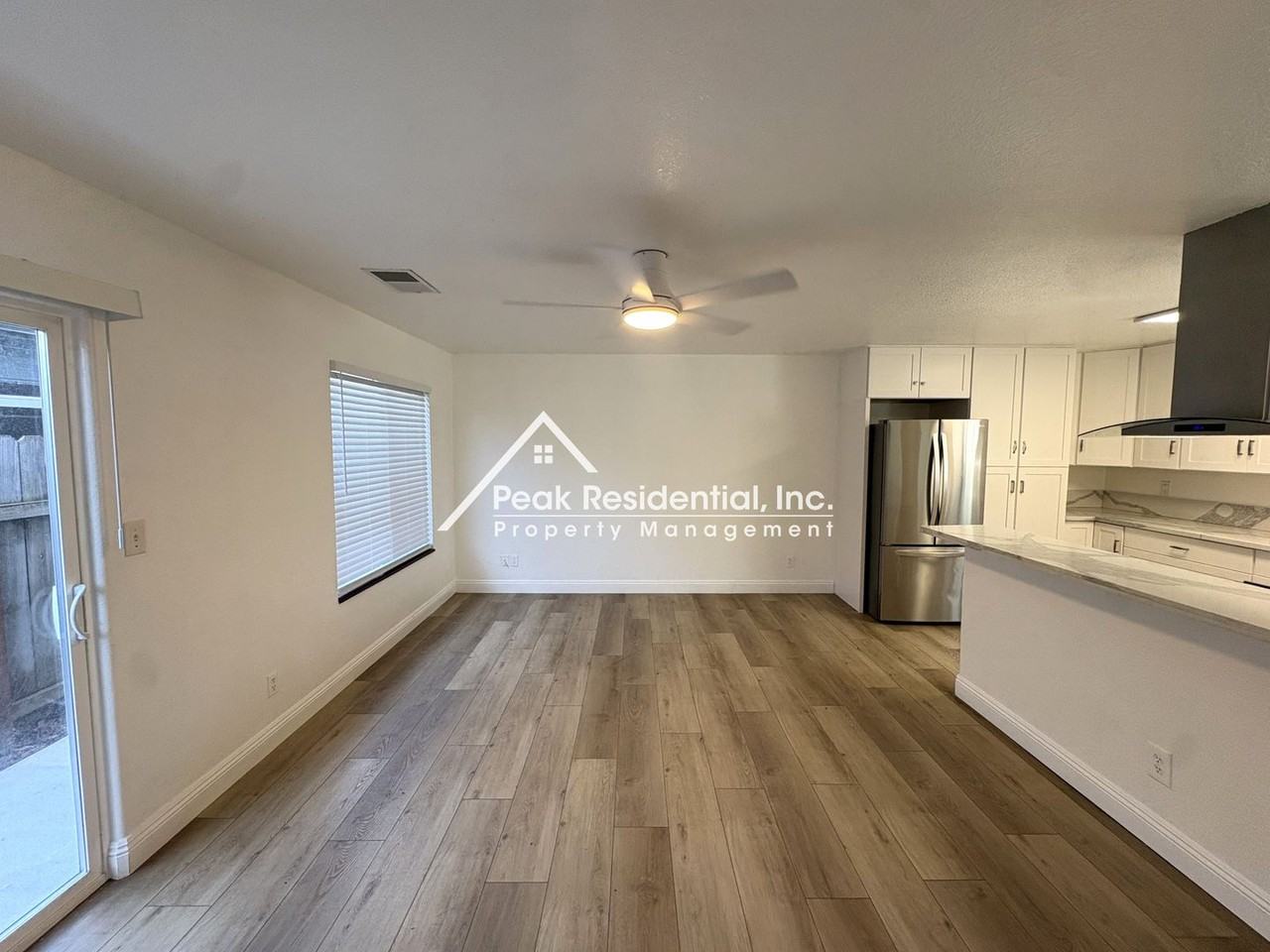 4061 32nd St - Photo 6 of 24