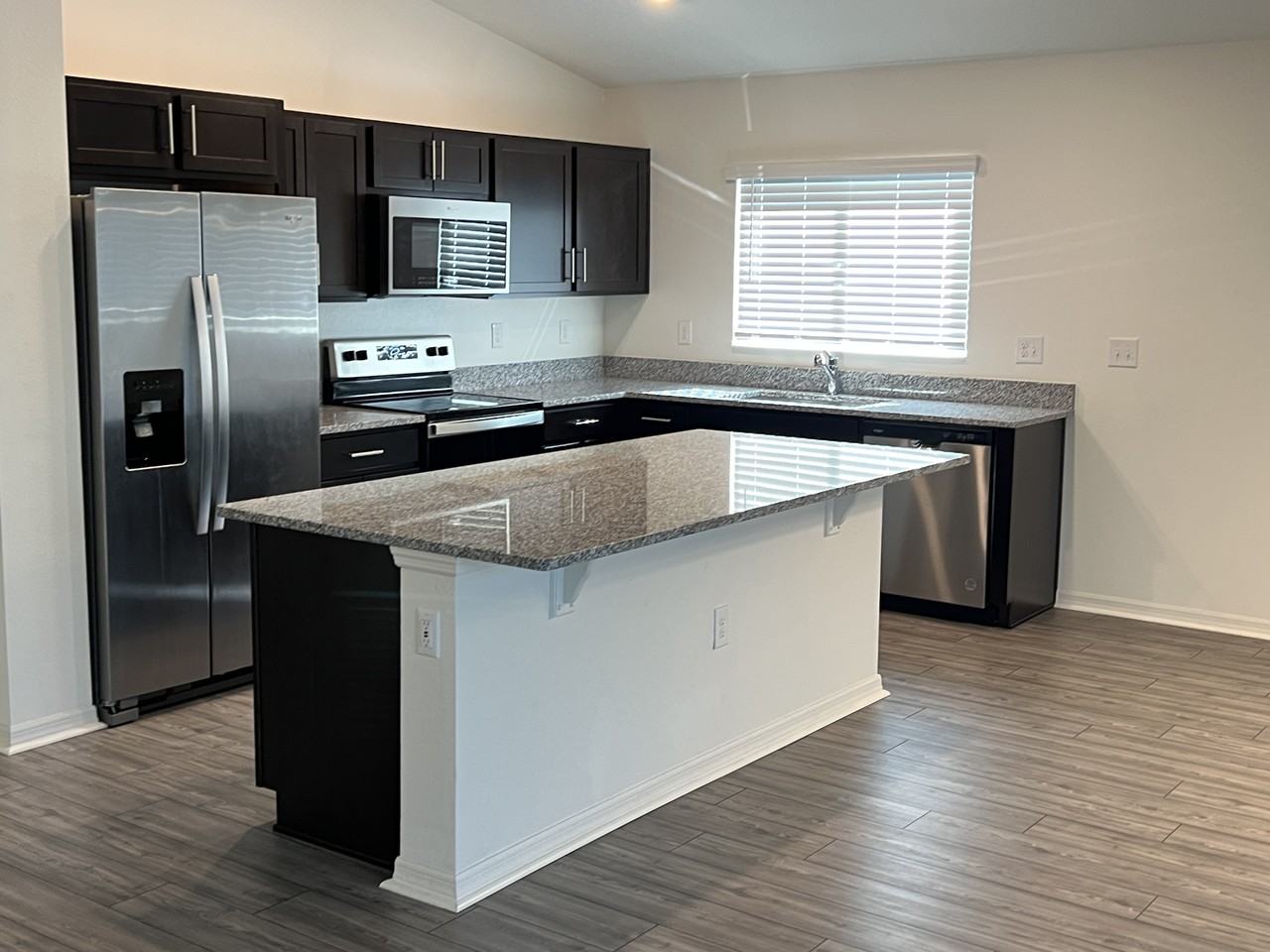 3838 Whitetail Court - Photo 5 of 29