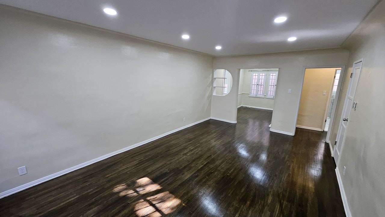 120 North Gale Drive #120 - Photo 3 of 20