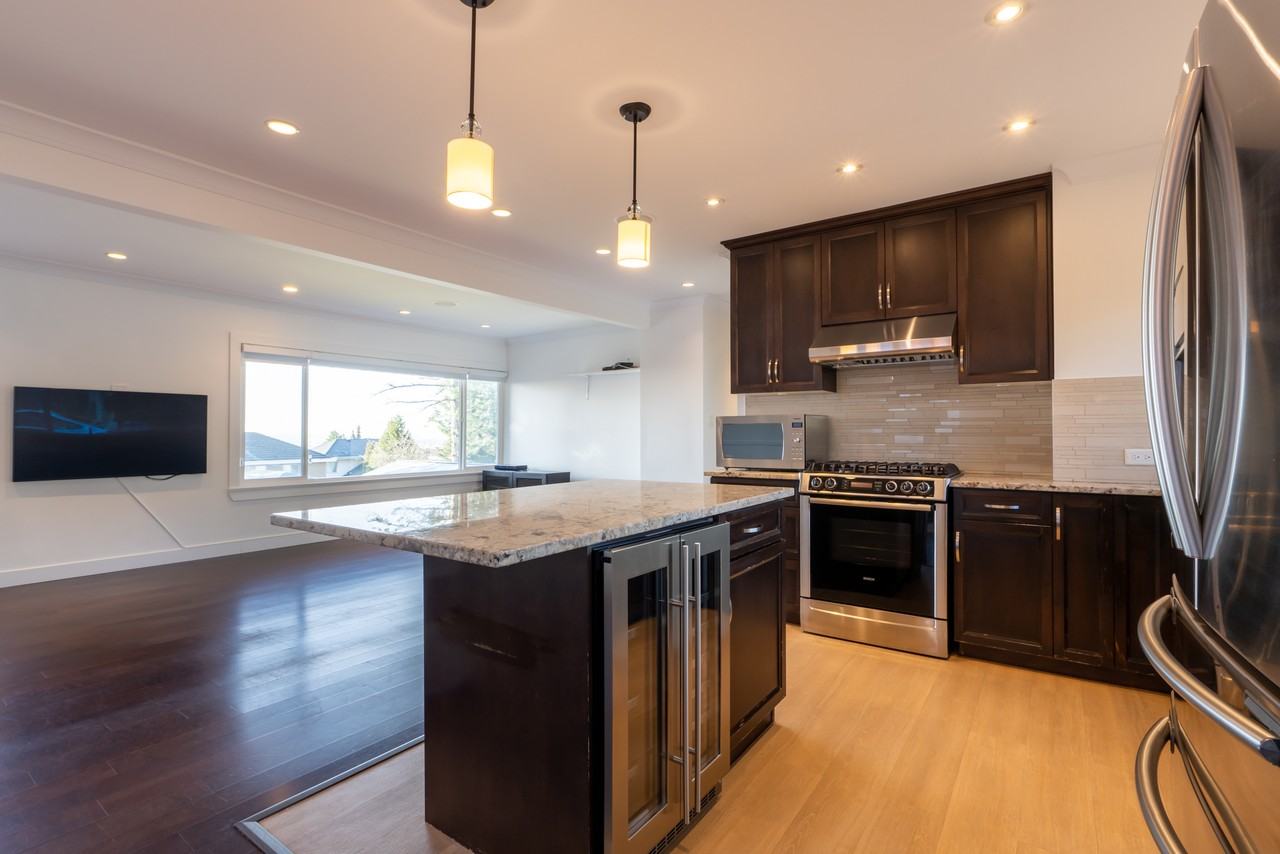 Rumble St & Royal Oak Ave - Photo 5 of 24