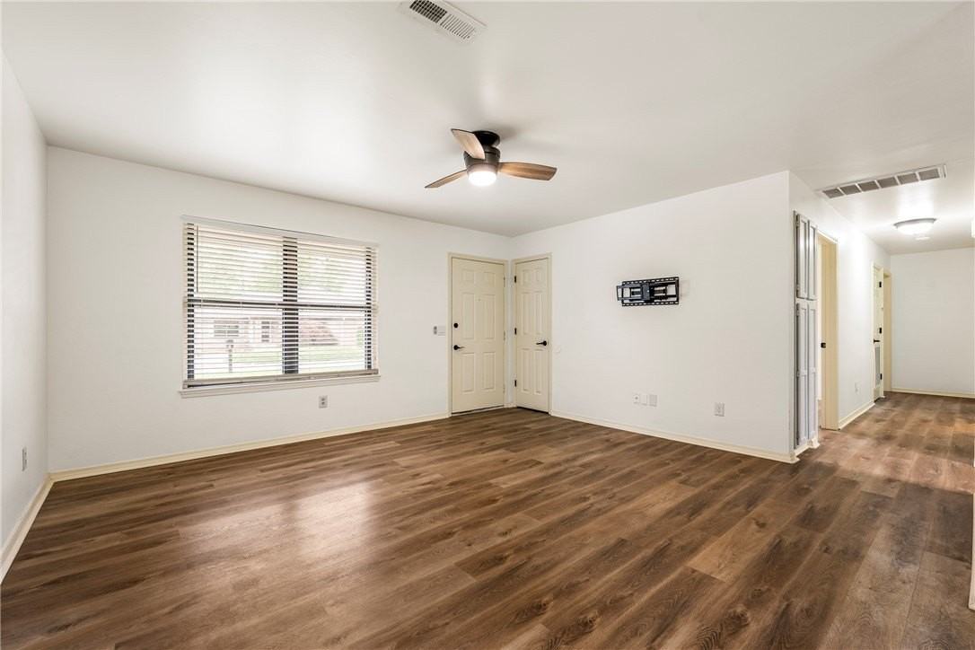 9 Hartlepool Dr - Photo 3 of 23