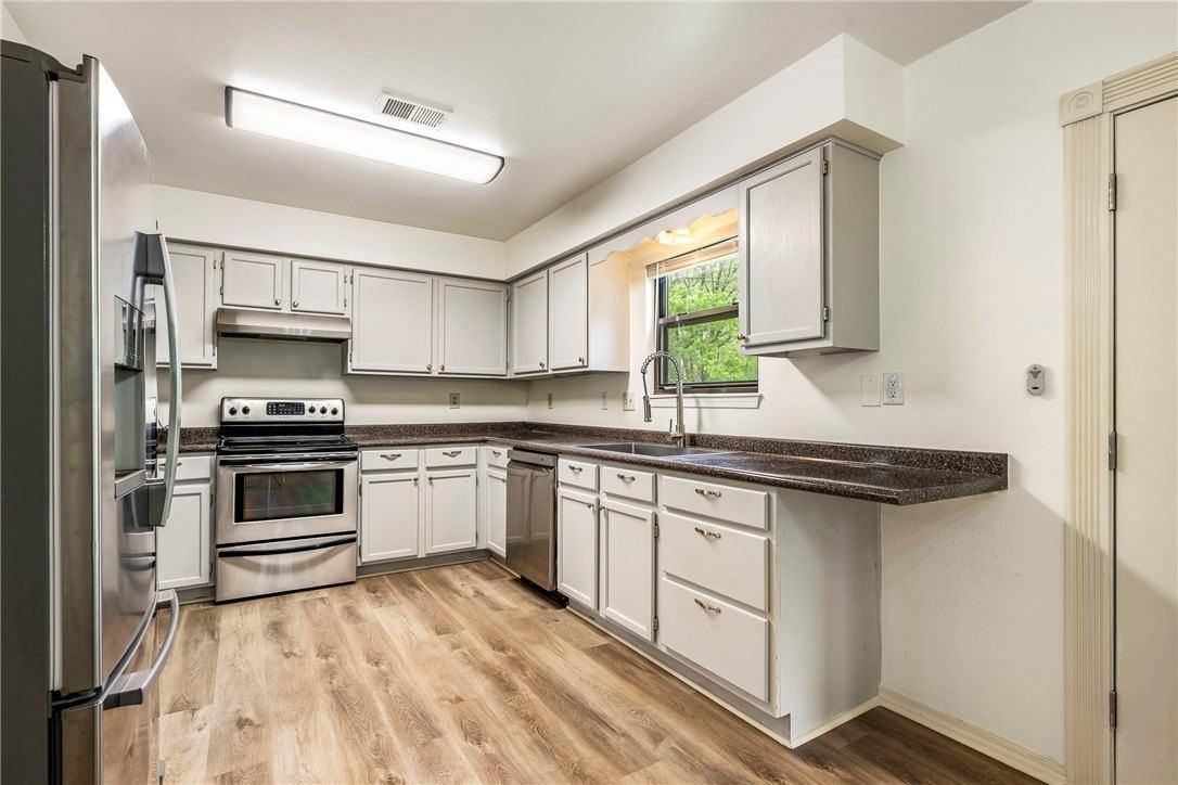 9 Hartlepool Dr - Photo 6 of 23