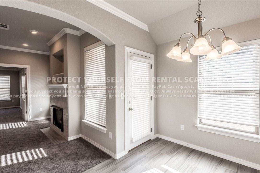 1121 Gardenia St - Photo 6 of 16