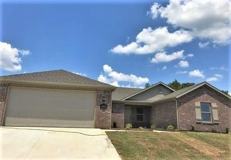 105 Lion Dr N - Photo 1 of 1