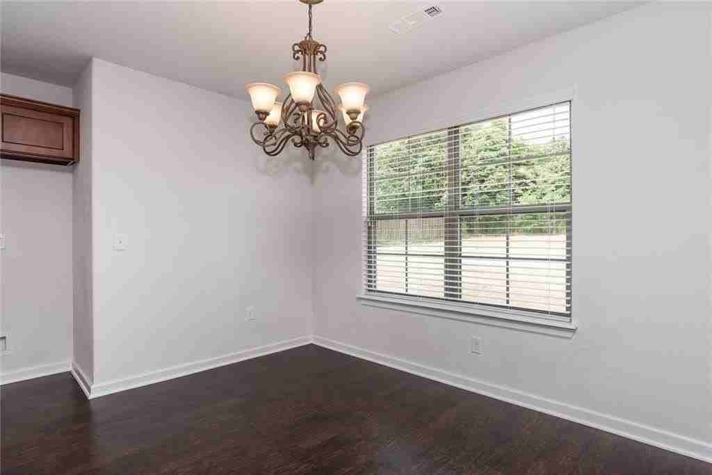 105 Lion Dr N - Photo 6 of 15