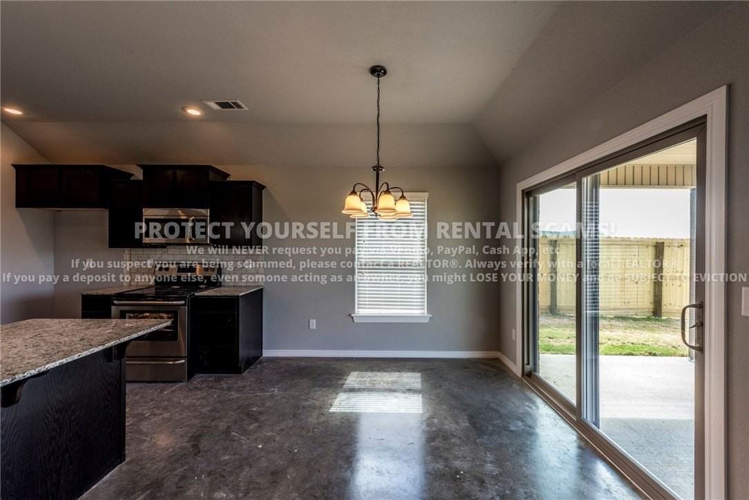 4863 W Croft Dr - Photo 6 of 16