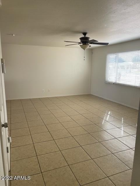 14017 N 48th Ave - Photo 3 of 17