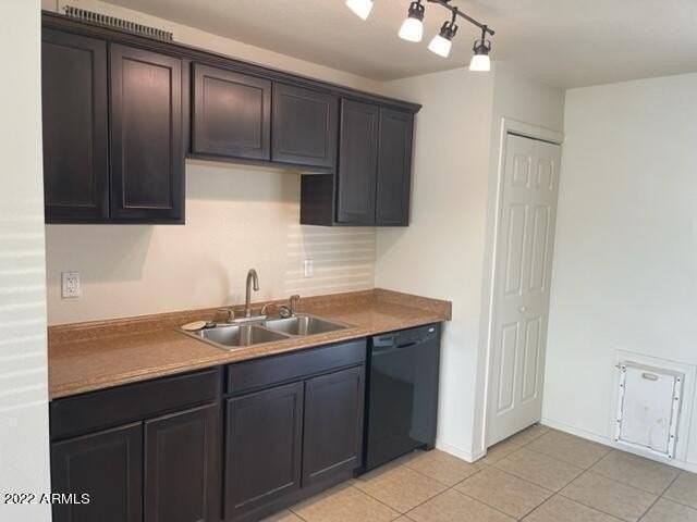 14017 N 48th Ave - Photo 6 of 17