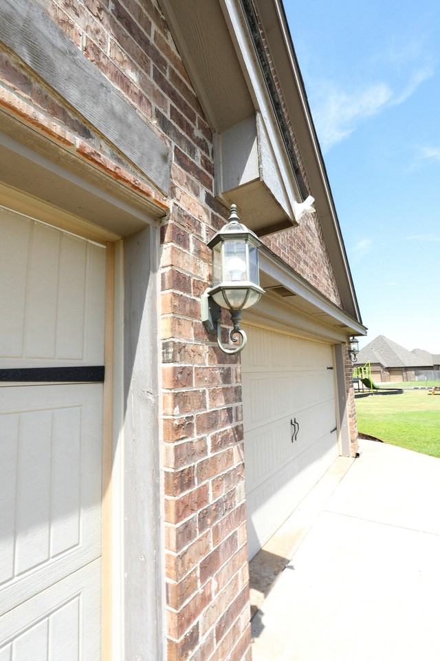 17225 Ridgewood Dr #1 - Photo 5 of 39