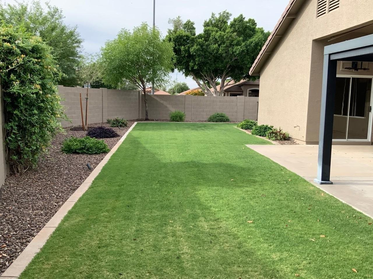 20953 N 79th Dr - Photo 4 of 12