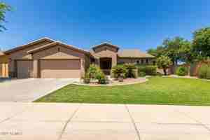 featured image of 4250 S Lafayette Dr