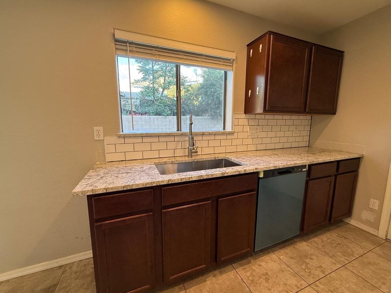 506 E Townley Ave #2 - Photo 2 of 32