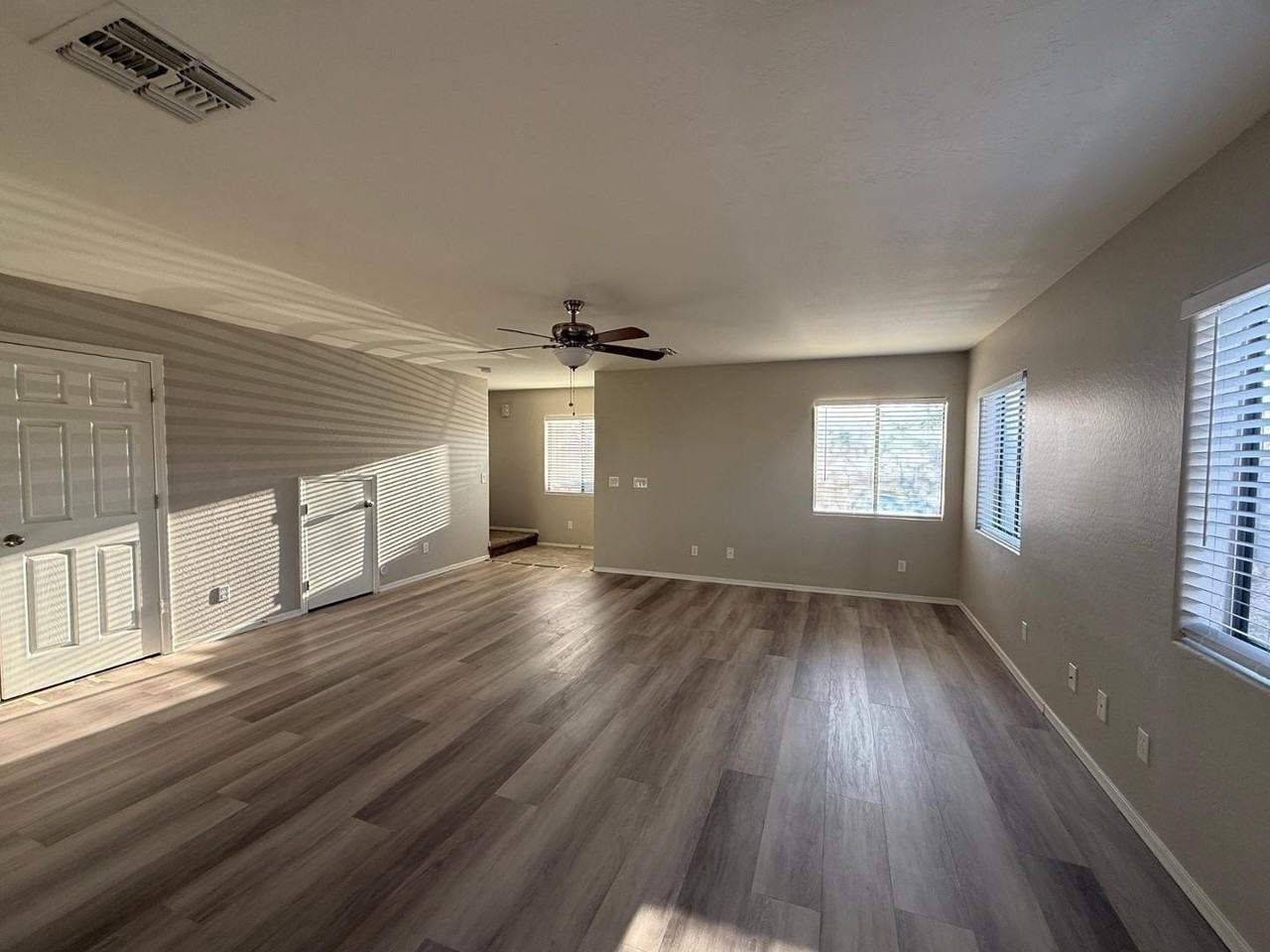 506 E Townley Ave #2 - Photo 6 of 32