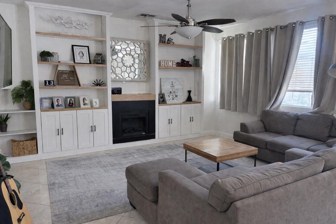 14515 W Lisbon Ln - Photo 3 of 15