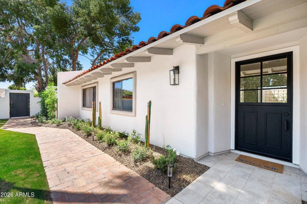 7602 E Via Del Reposo - Photo 4 of 50