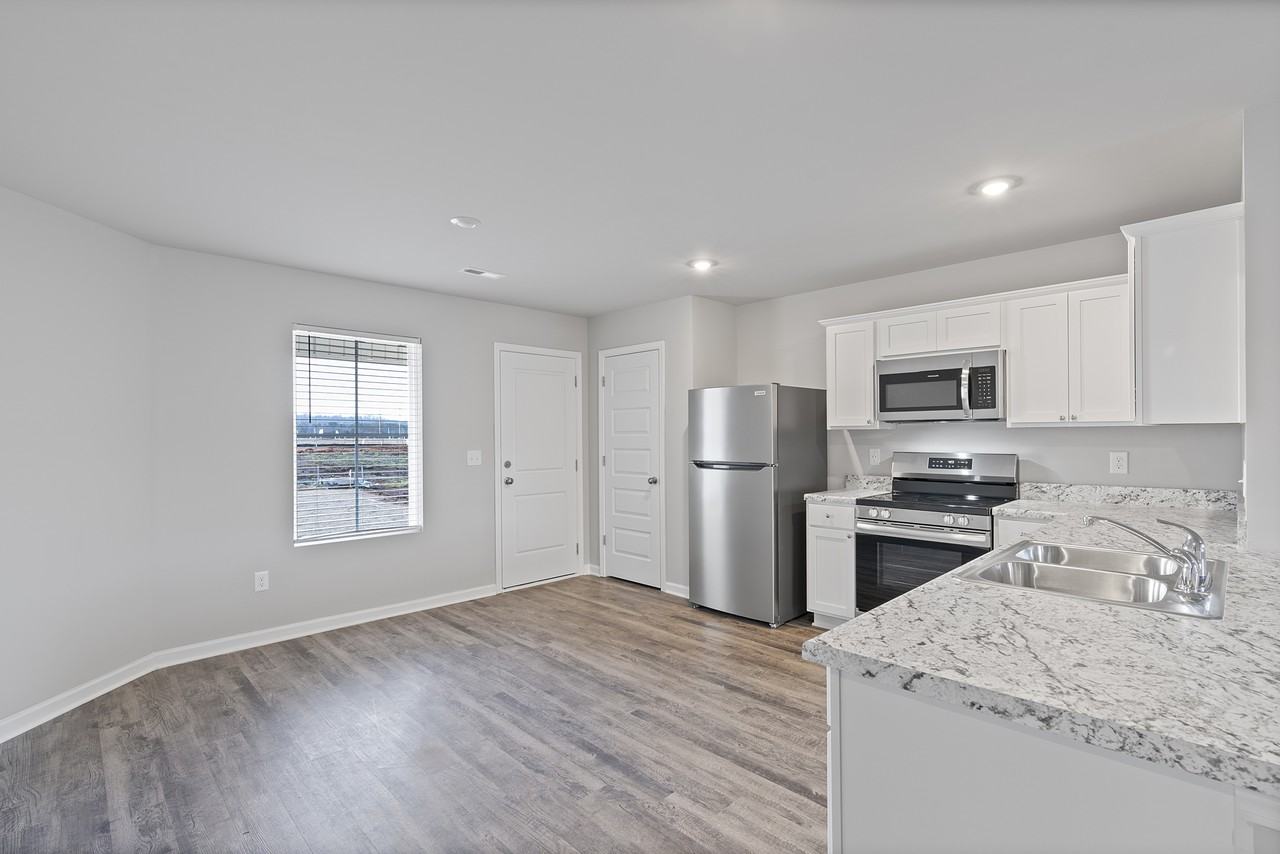 4020 Ryan Dr Sw #1 - Photo 4 of 16