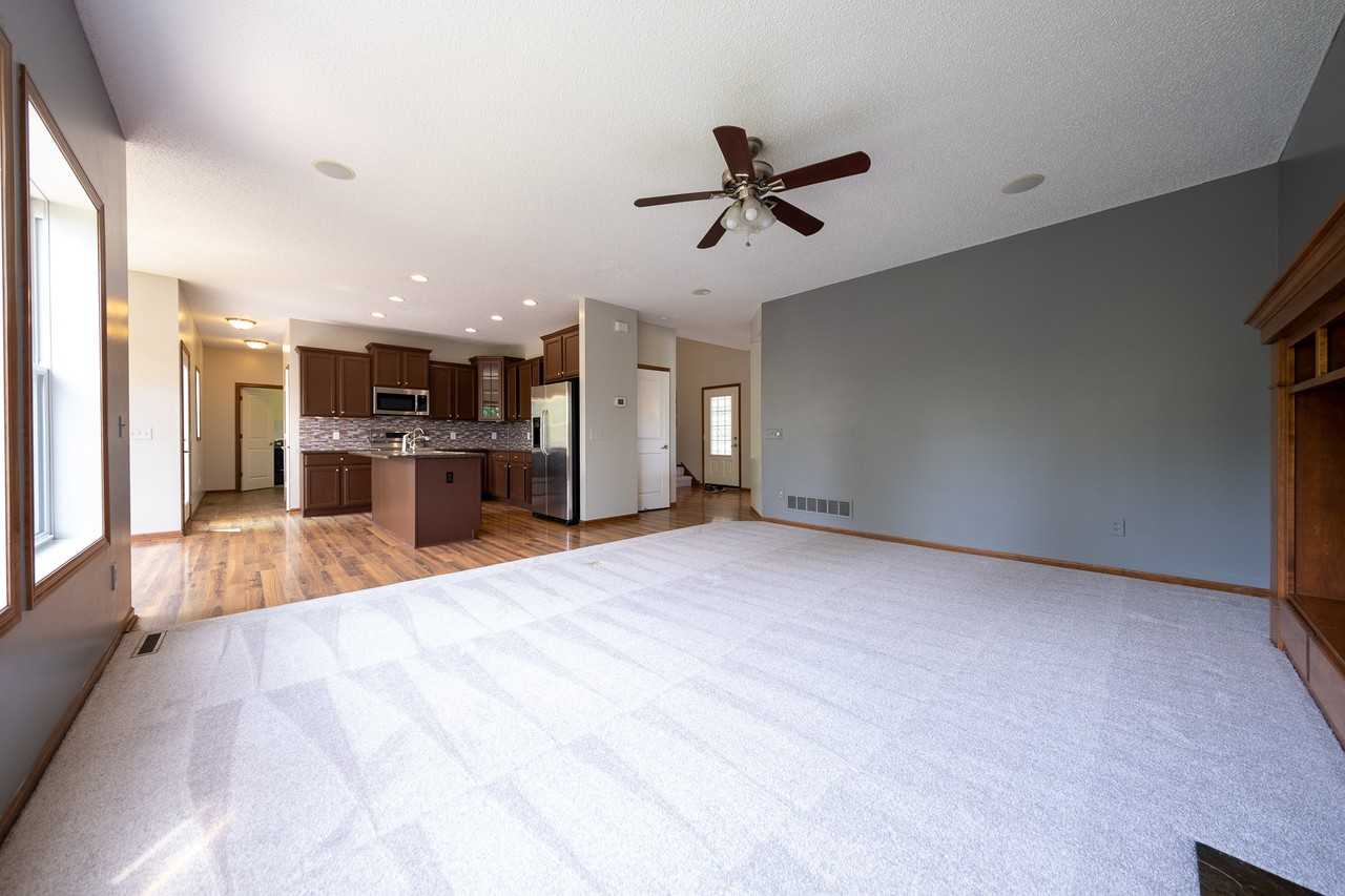 15515 59th Pl N #1 - Photo 4 of 42