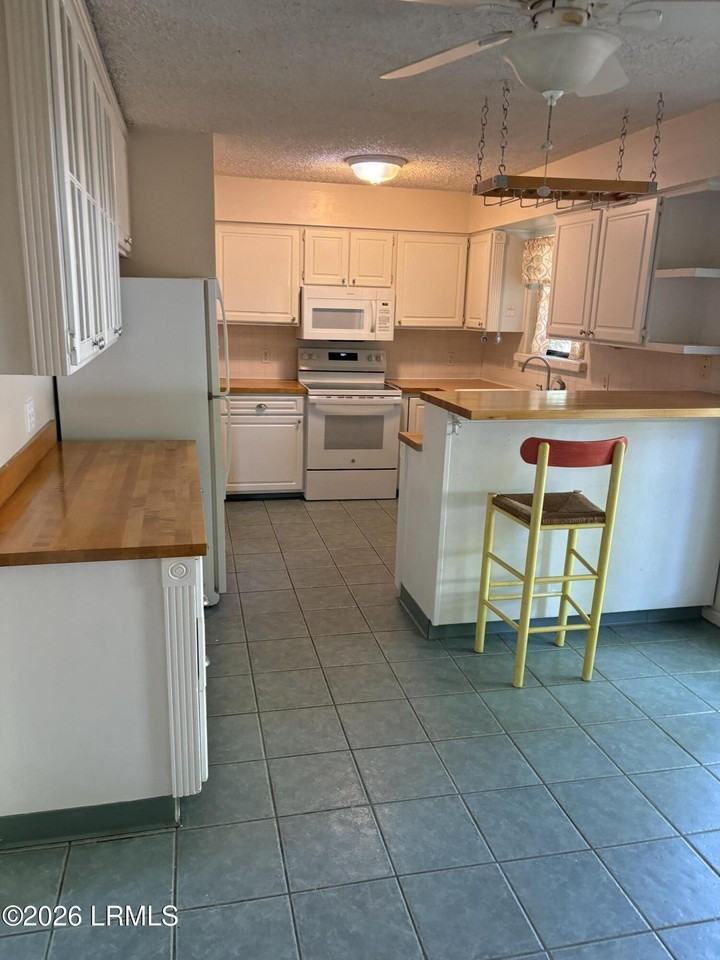 41 Shorts Landing Rd - Photo 2 of 15