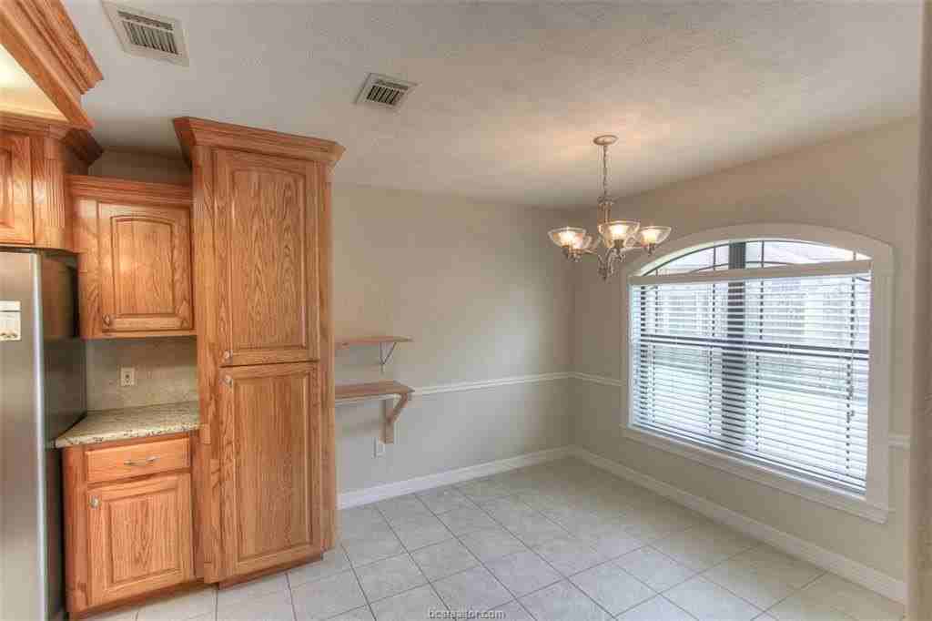 3810 Ransberg Ct - Photo 5 of 23