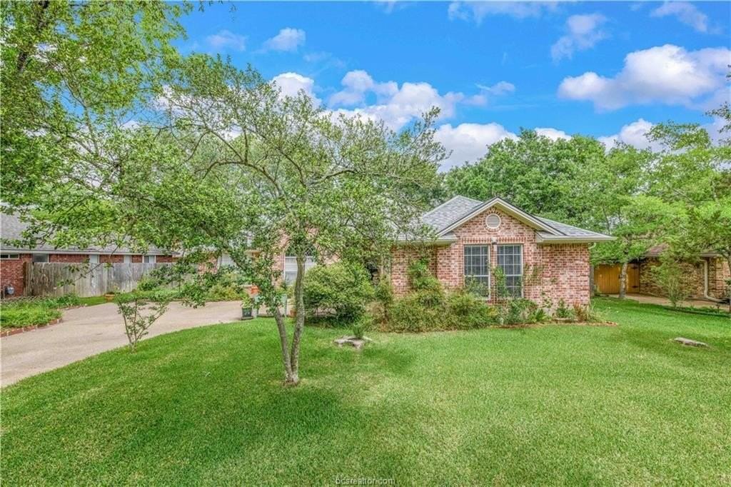 4605 Double Eagle Ct - Photo 2 of 17