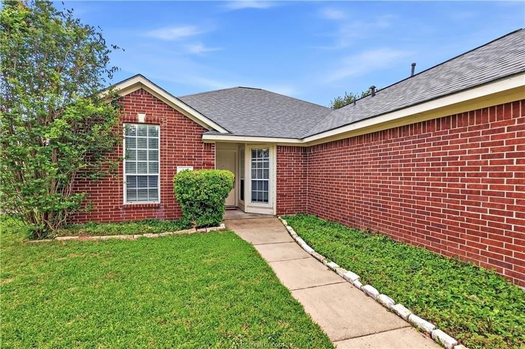 312 Pronghorn Loop - Photo 3 of 23