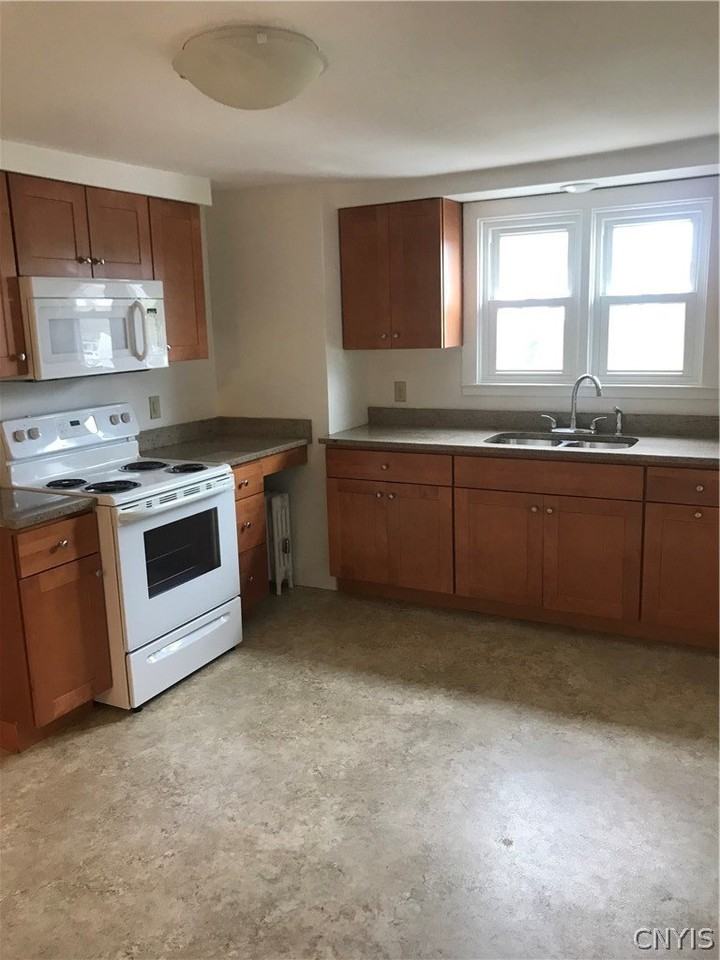 44 Westmoreland St - Photo 3 of 12