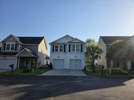 featured image of 1048 Meadowoods Dr
