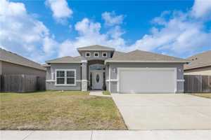 featured image of 3913 Woodhouse Ln