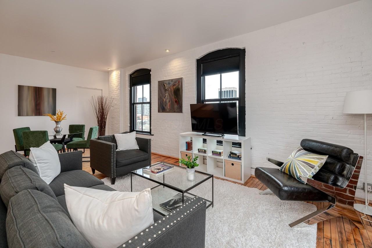 225 N 4th St #303 - Photo 6 of 40