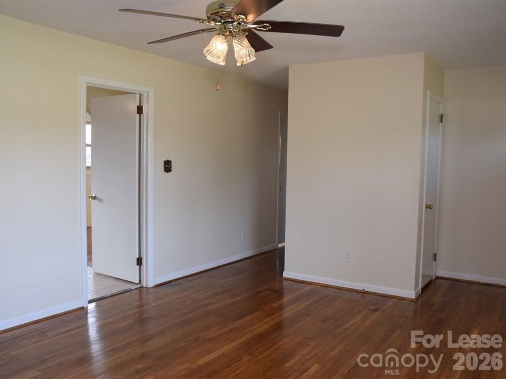 1812 Cameron Rd - Photo 4 of 23