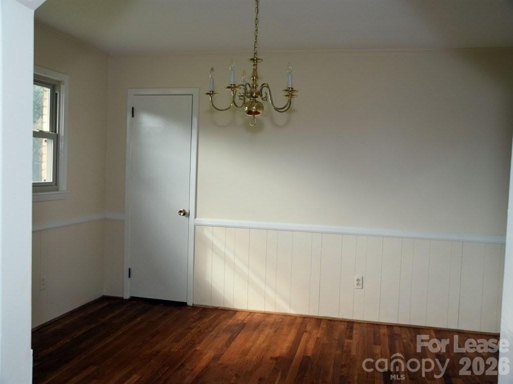 1812 Cameron Rd - Photo 7 of 23