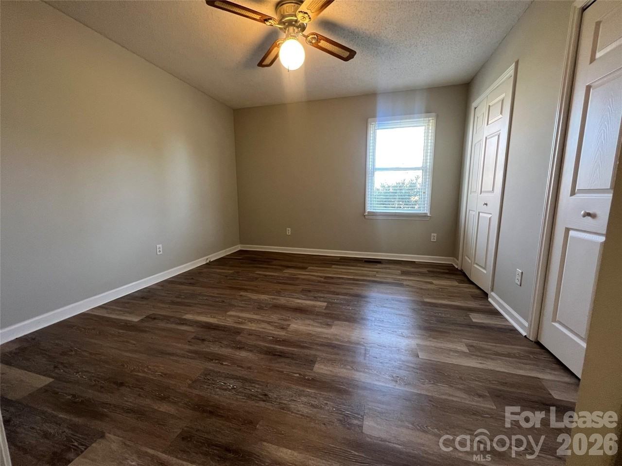 1369 Little Rd - Photo 6 of 12