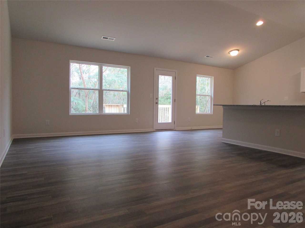 1385 Amberlight Cir - Photo 2 of 13