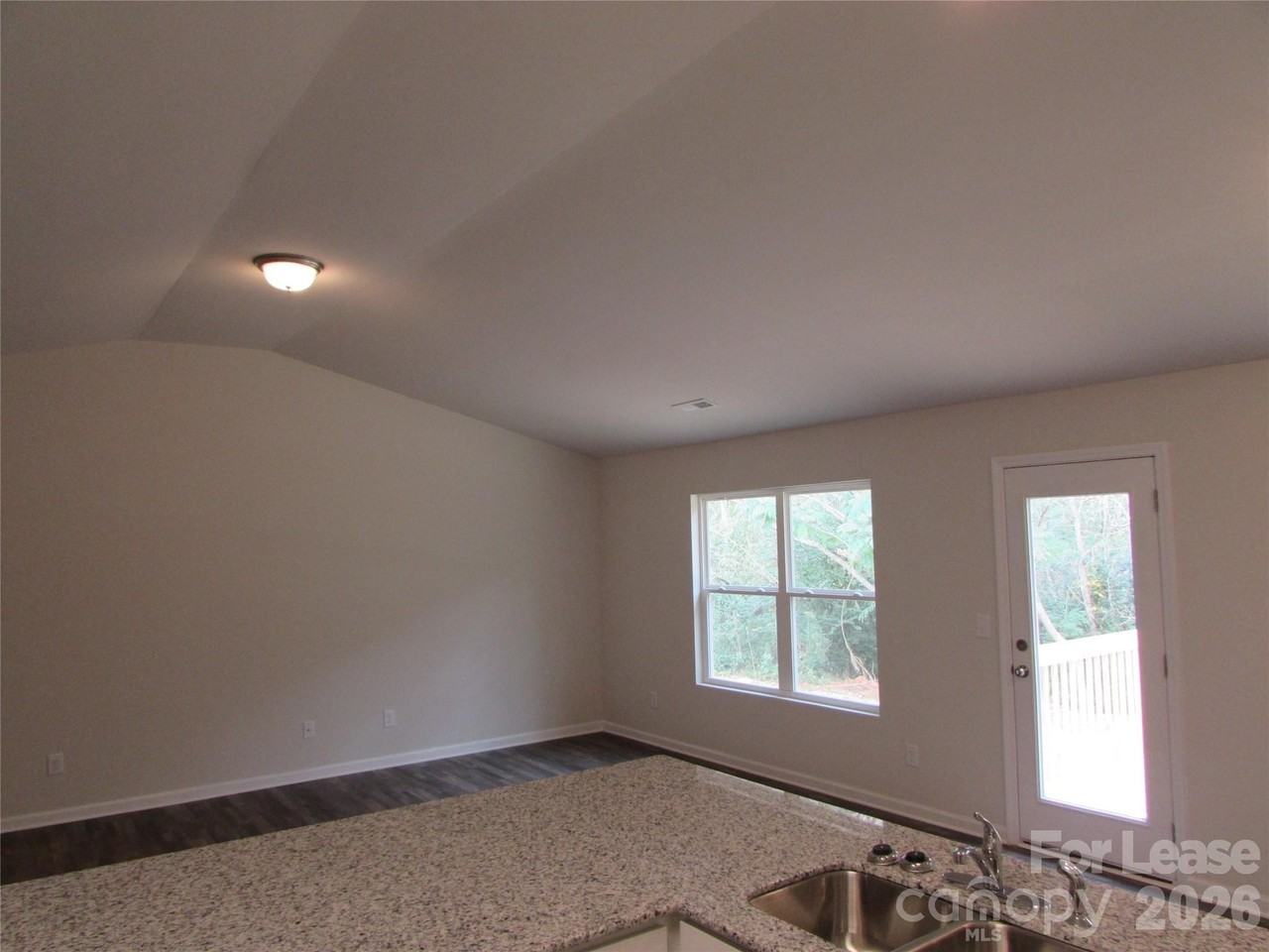 1385 Amberlight Cir - Photo 6 of 13