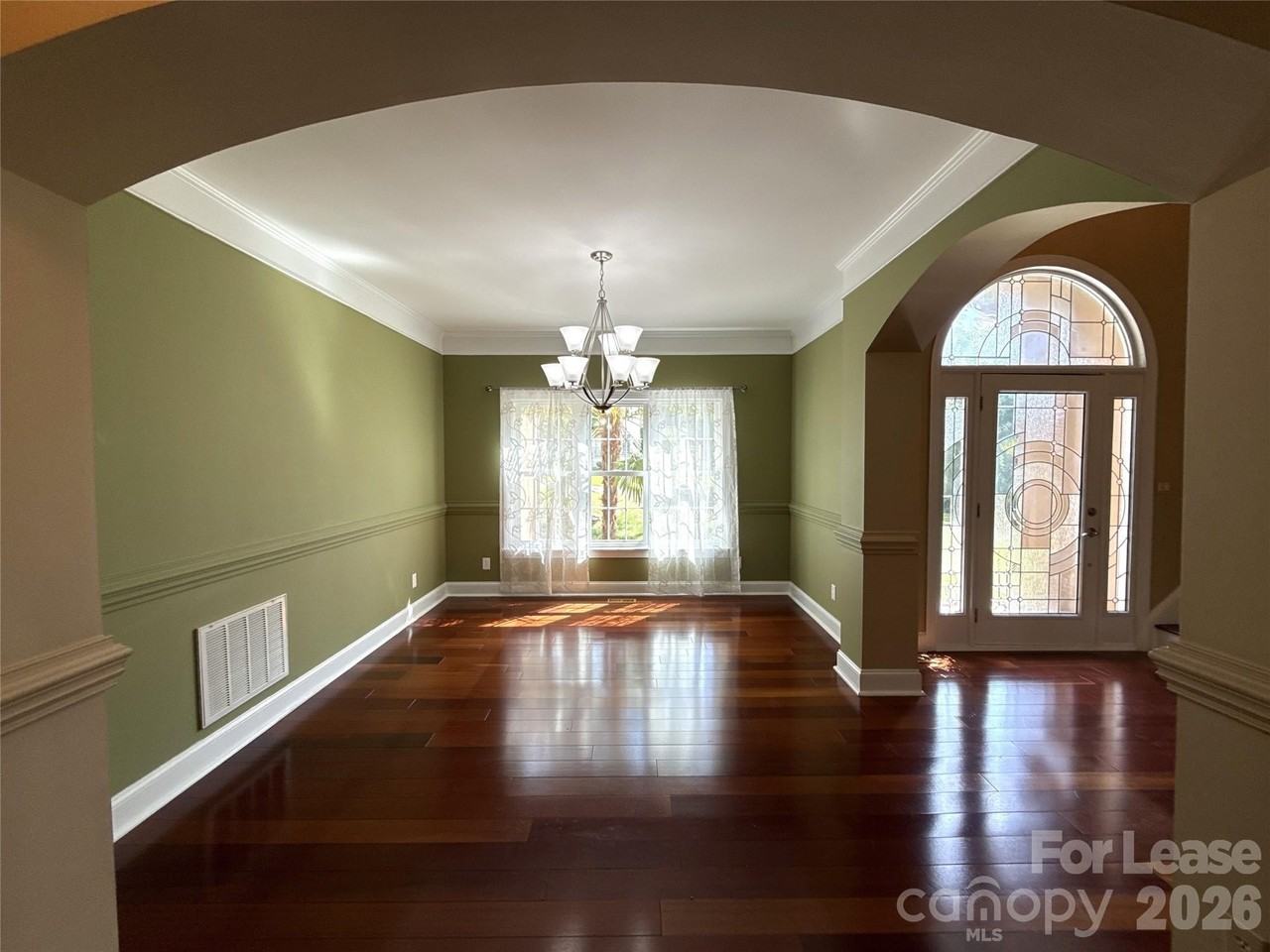 15816 Feeny Ct - Photo 4 of 34