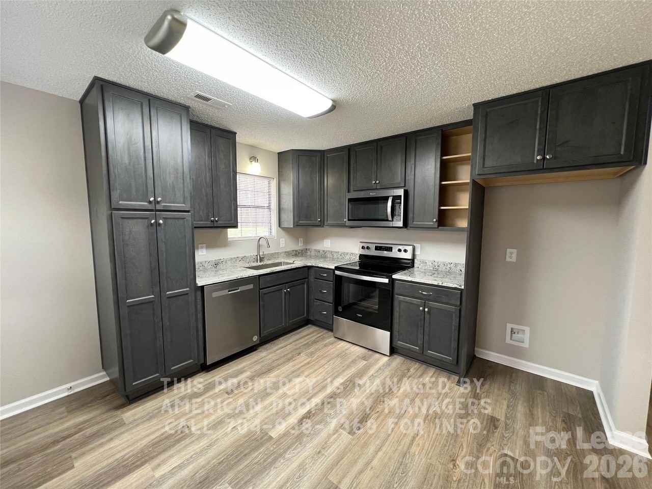 309 Rustic Rd - Photo 4 of 12