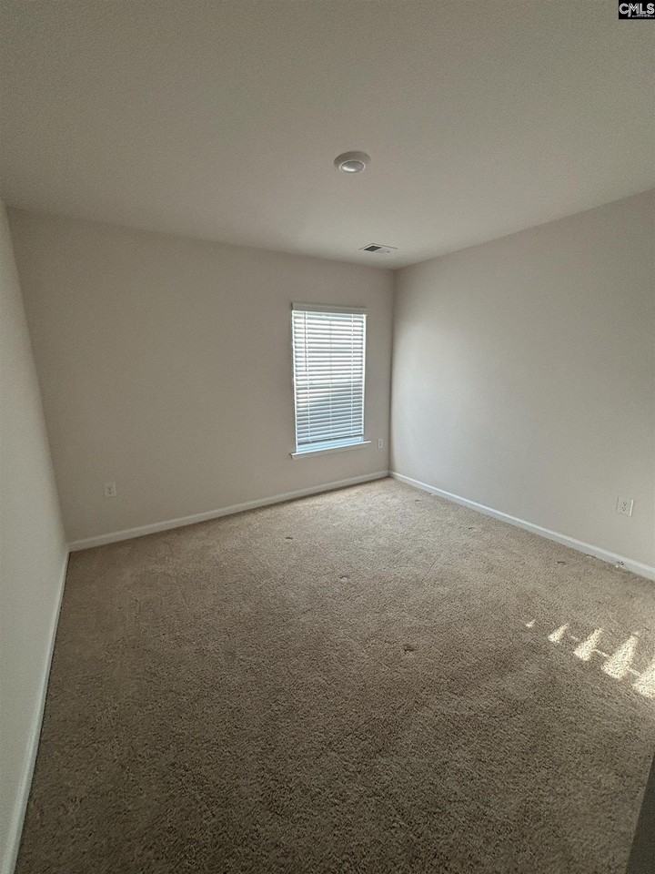 226 Carrington Dr - Photo 6 of 12