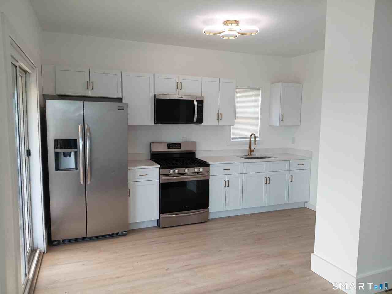 105 Hillside Ave - Photo 3 of 18