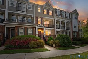 featured image of 3904 Village Townes Walk