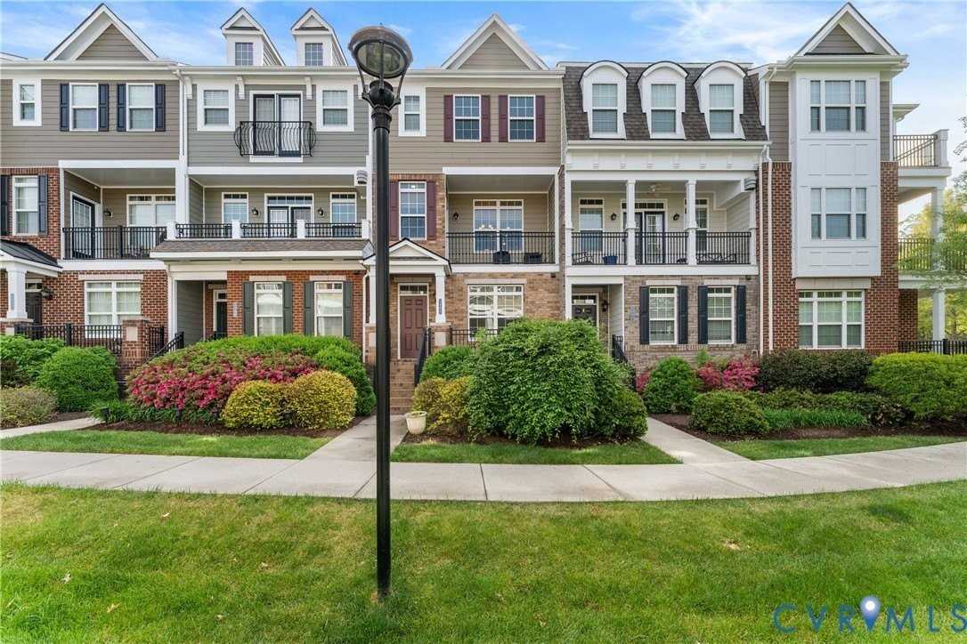 3904 Village Townes Walk - Photo 4 of 45