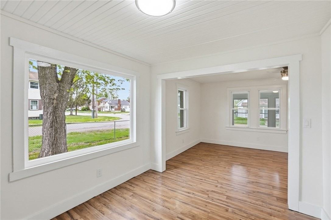 209 Greene St - Photo 7 of 28