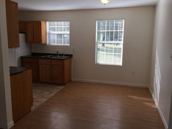 1102 Ne 16th Ave - Photo 6 of 10