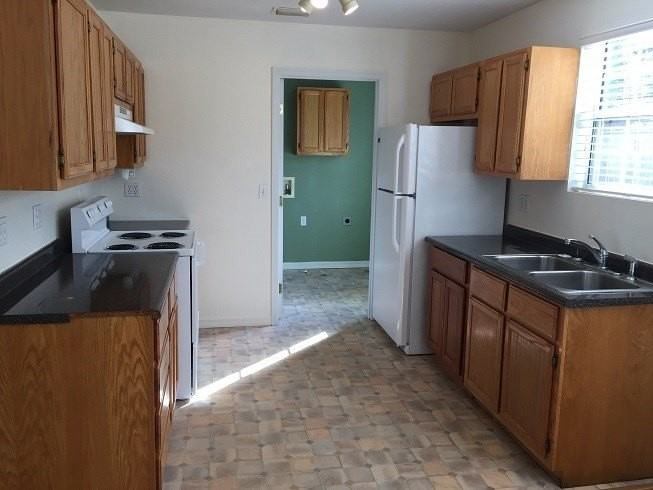 1102 Ne 16th Ave - Photo 7 of 10